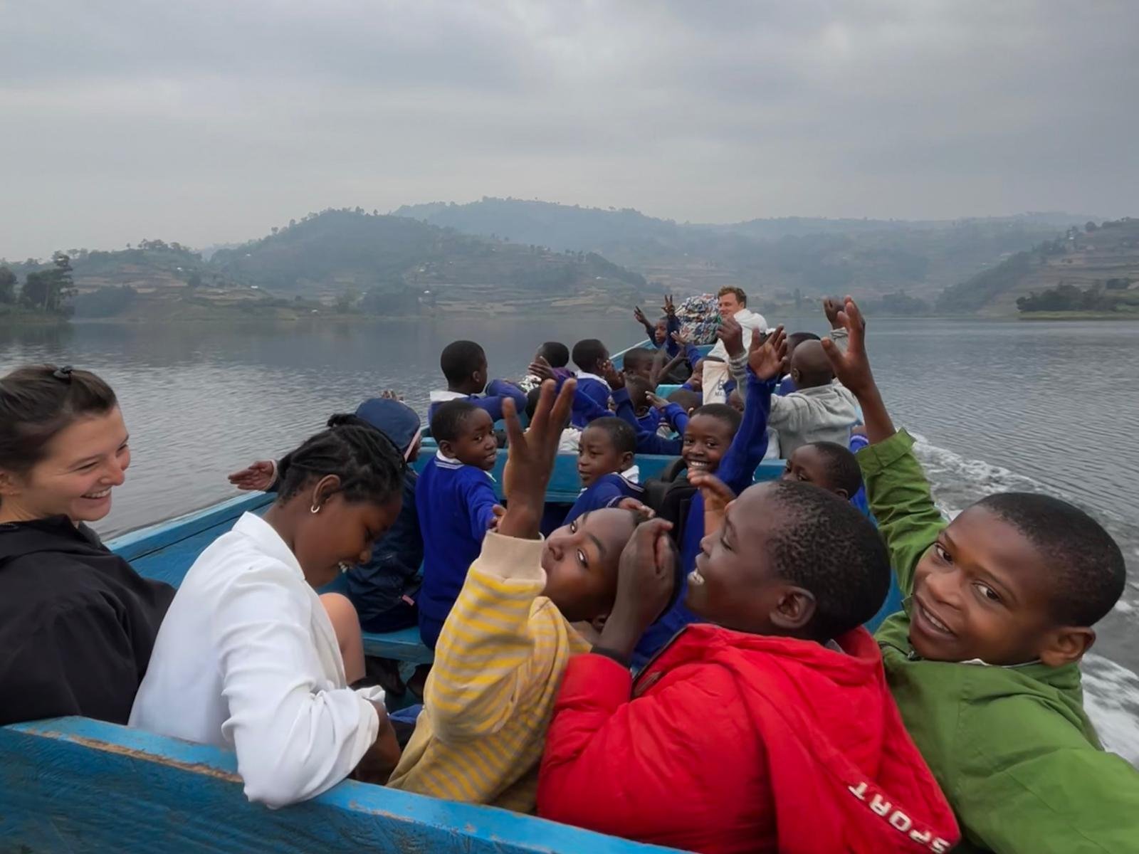 Slika prevoza s čolnom